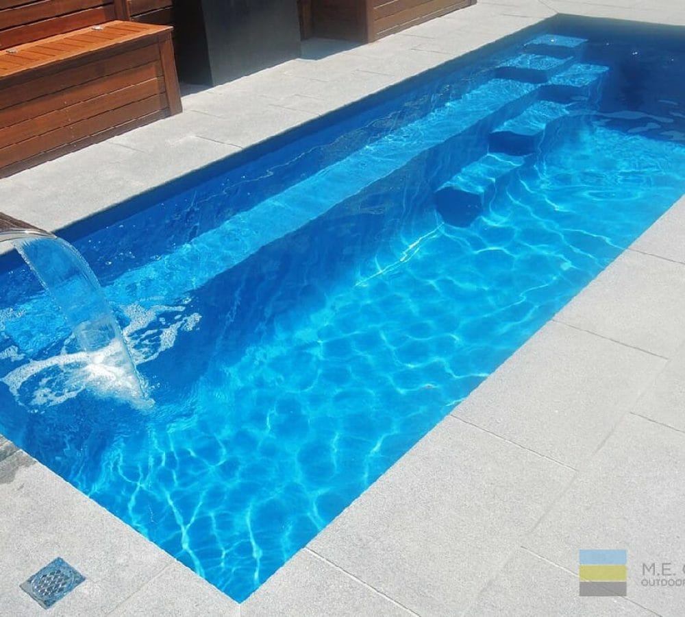 The Esprit – In Ground Fiberglass Pool design